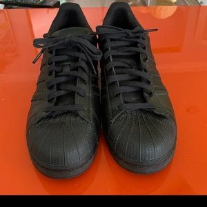Adidas shell toes
